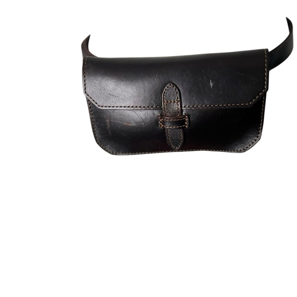 Banana Republic Heritage Leather Belt Bag in Dark Expresso Brown - Picture 2 of 16